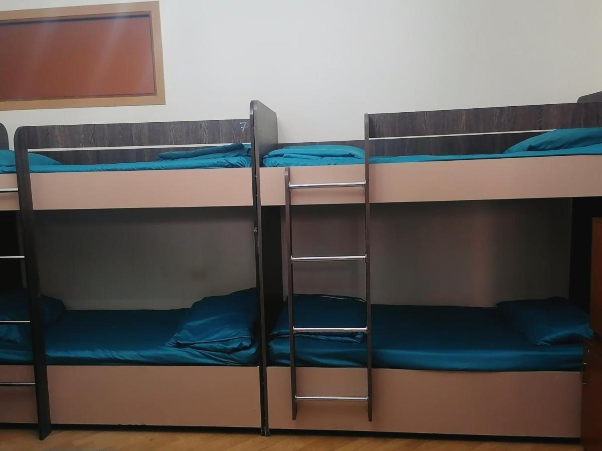 Arevahostel&Apartment เยเรวาน ภายนอก รูปภาพ