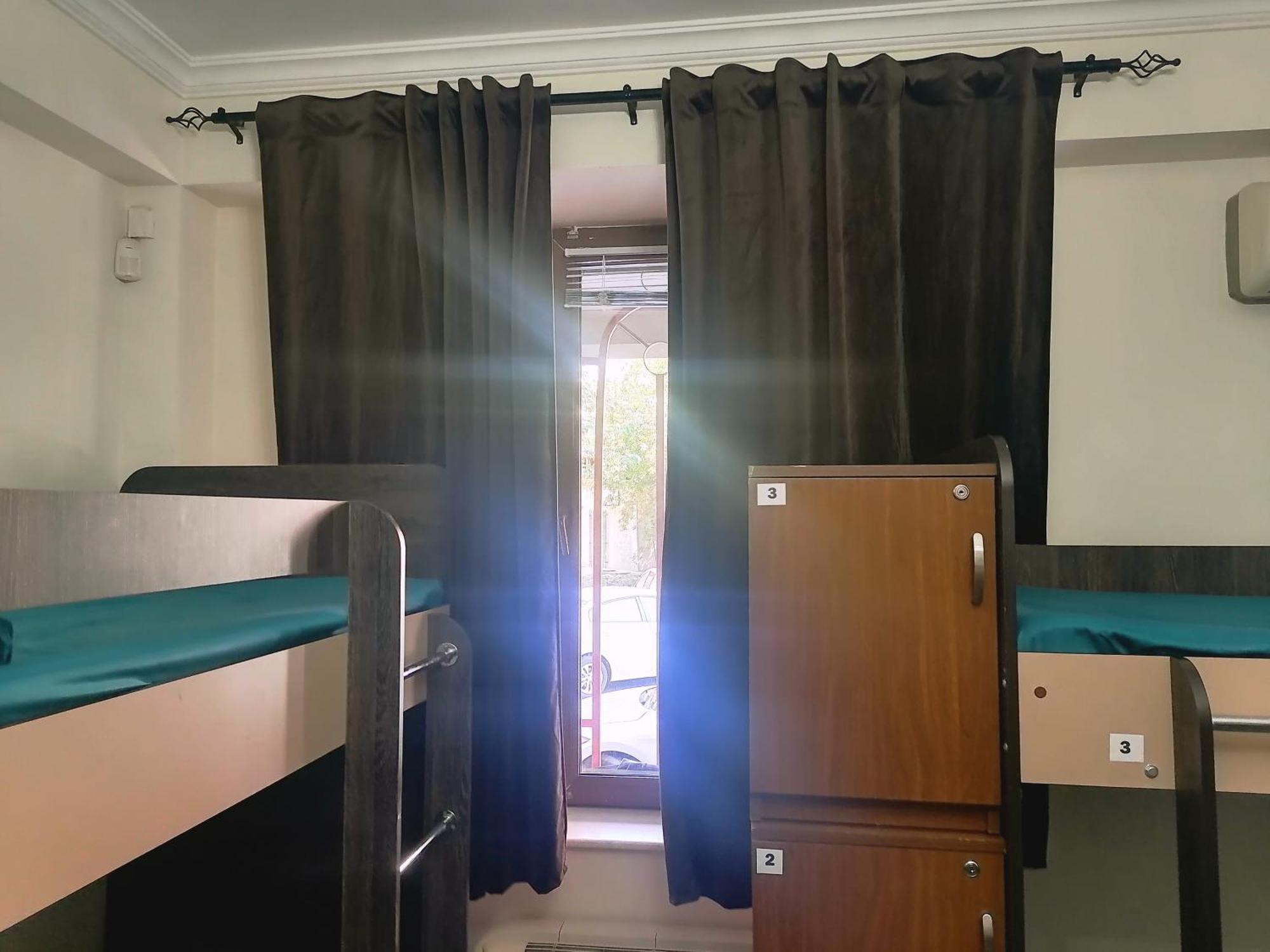 Arevahostel&Apartment เยเรวาน ภายนอก รูปภาพ